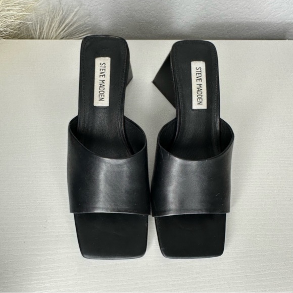 Donated Steve Madden Block Heel Square Toe - Picture 5 of 6